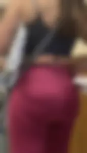 Juicy Ass Milf in Pink GymShark Leggings