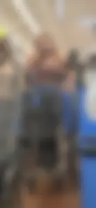 Slim thicc Walmart babe