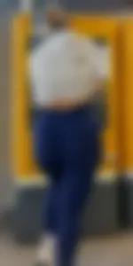 Breathtaking blonde German bimbo PAWG (BBL?) in navy leggings