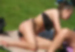 Bikini girls