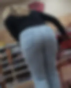 Blonde light jeans nice