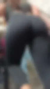 Hermosa mexicana con tremendo culo en Leggings