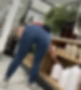 Milfy target worker bending over