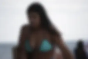 Candid Florida babes at Deerfield Beach in the winter