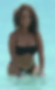Bikini girls