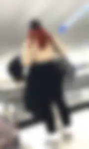 2 pretty ebony juicy booty at airport and bending over