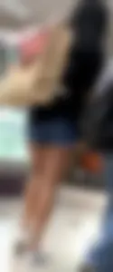 ⚠️ Low quality ⚠️ Sexy l@tina ass eating up Jean shorts