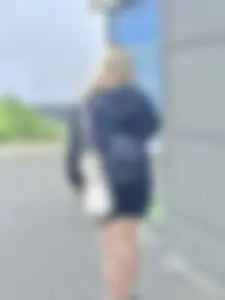 BOOTY BUBBLE BUTT ASS walking