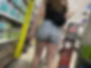 Hot college PAWG in tight Jean shorts!