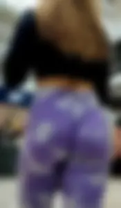 Gorgeous jiggly ass fit babe oc post