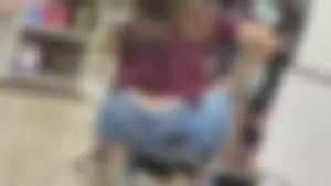 Dollar Tree Latina Milf whale tail vpl