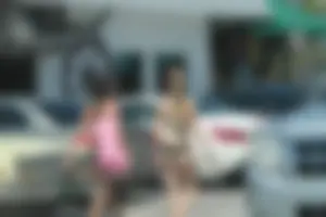 Another gallery of sexy Deerfield Beach girls in bikinis