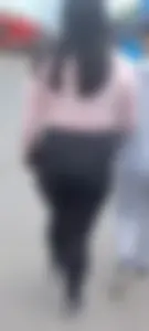FIRST POST ! (OC) ! BLACK LEGGINGS ASS