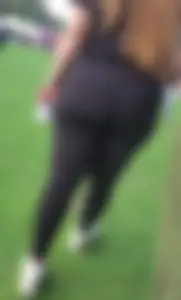 Big ass in black leggings