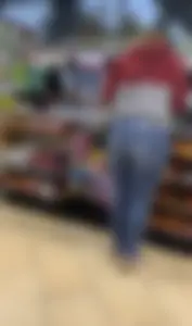 2 Milf booties @ 7/11