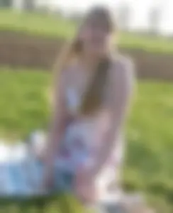 Talking to two cute candid German girls in shorts