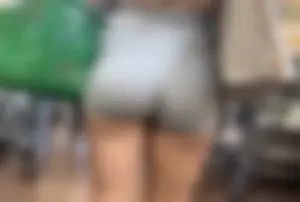 Blonde with fantastic ass and thighs in grey shorts (OC)