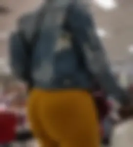 Yellow jello milf