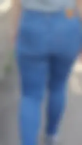 Nicely shaped girl in tight blue jeans (OC)