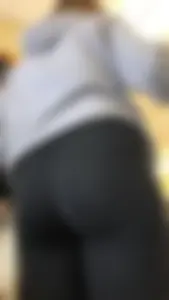 Super Hot Candid Ass in Yoga Pants Closeups Gallery in a Shop