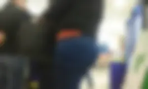 Big booty Latina milf in tight jeans shopping