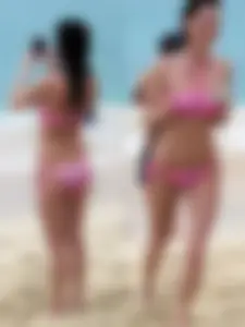 Bikini girls