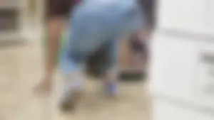 Dollar Tree Latina Milf whale tail vpl