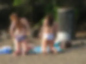 Bikini girls