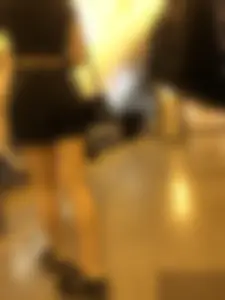Hot Candid Girl in Shorts Subway Creepshots Collection - Thin Waist And Great Booty And Legs