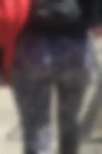 Hottie with a nice ass walking in patterned leggings