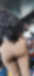 Nice booty Latina in Brown leggings