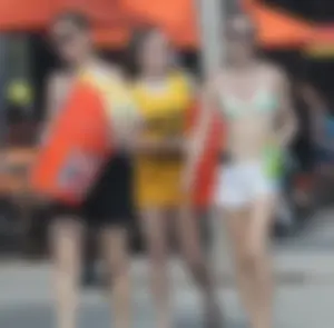 Florida candid beach and bikini girls