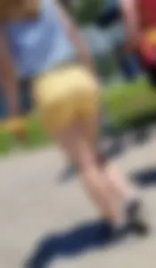 Pawg yellow Jell-O