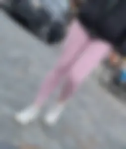 Pink leggings and great sporty ass