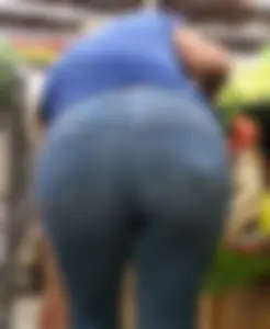 Big booty milf bending over (OC)