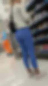 Very tight nice ass and legs in clear blue legging. OC