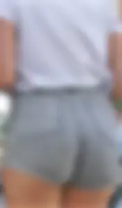 Candid teen butts and cheeks in shorts