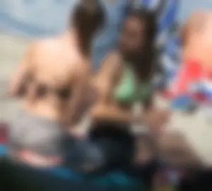 Bikini girls