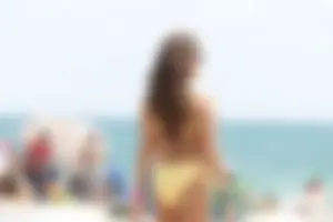 Deerfield Beach girls in bikinis