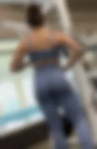 TIGHT TEEN Sculpted ASS in blue patterned leggings, perfect tease face