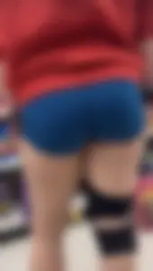 Blue spandex riding up on girls soft ass