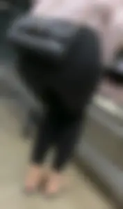 Skinny azn milf booty in black leggings