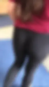 Some firm teen booty in leggings