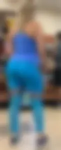 Amazing ass in yoga pants