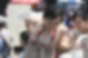 Boryeong Mud Fest 2008 girls mostly in bikinis