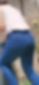 Big ass girl in tight jeans