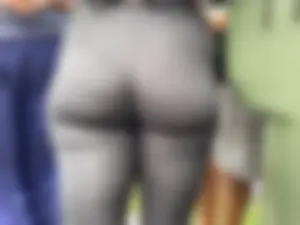 Sexy Mature Fit Thick Latin MILF Round Pear Bubble Butt