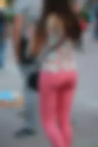 Pink jeans babe with a nice ass and bonus skinny babe in jeans