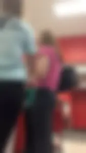 Small Tight Booty and Fit Legs in Yoga Pants Candid Pics