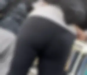 Tall glasses girl shopping in leggings